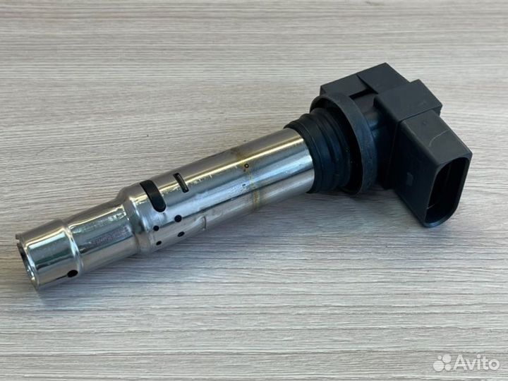 Катушка зажигания Volkswagen Polo