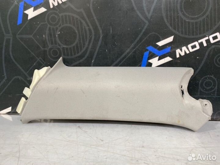 Обшивка салона правая Audi A6 Allroad C6 AUK