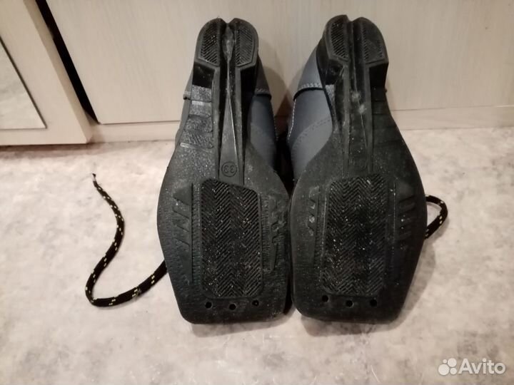 Лыжные ботинки, 33 размер