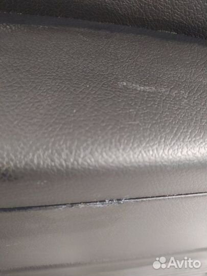 Обшивка багажника правая Lexus Lx570 3 3UR-FE 2010