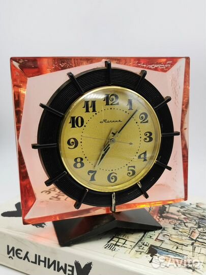 Часы будильники СССР разные в отличном состоянии