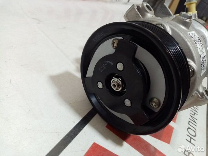 Компрессор кондиционера Skoda Rapid