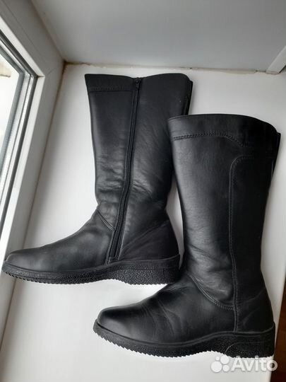 Сапоги женскиекожаные демисезонные 38 р