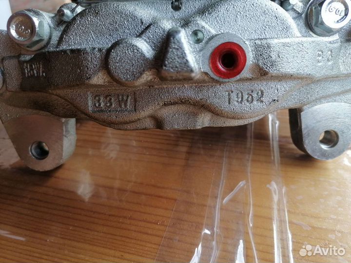 Суппорт toyota land cruiser 200