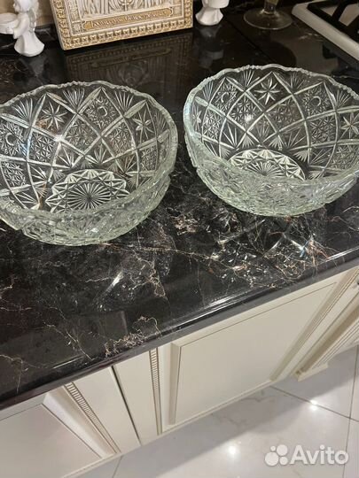 Хрустальная конфетница