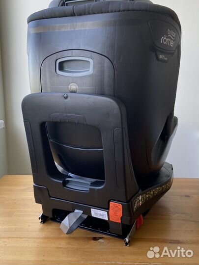 Автокресло Britax Romer Dualfix M i-size серое