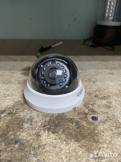 Камера видеонаблюдения купольная