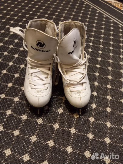 Коньки фигурные