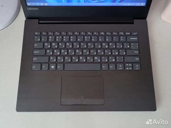 Lenovo 330-14igm 4/256 гб