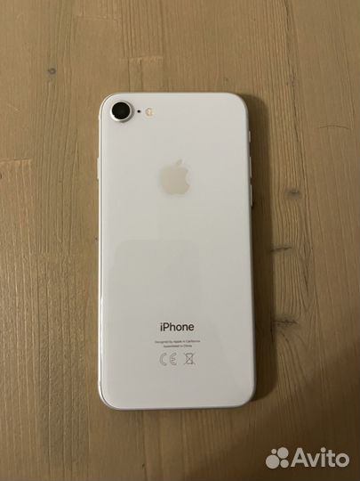 iPhone 8, 64 ГБ