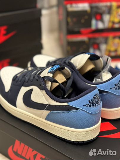 Кроссовки Nike