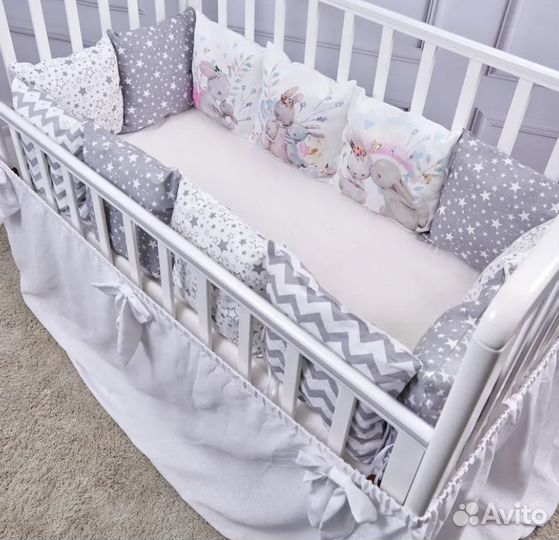 Бортики подушки в кроватку