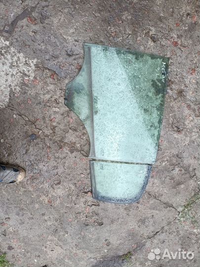 Стекло задней левой двери Renault Megane 2