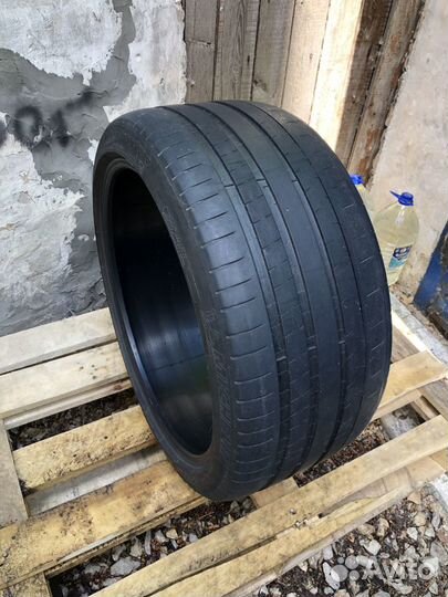 Michelin Pilot Super Sport 285/35 R21 105Y