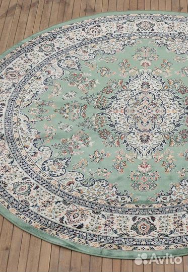 Ковер 160 на 160 новый