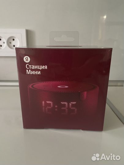 Яндекс станция мини с часами новая