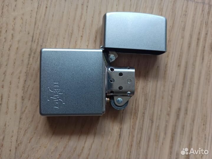 Зажигалка zippo бензиновая новая