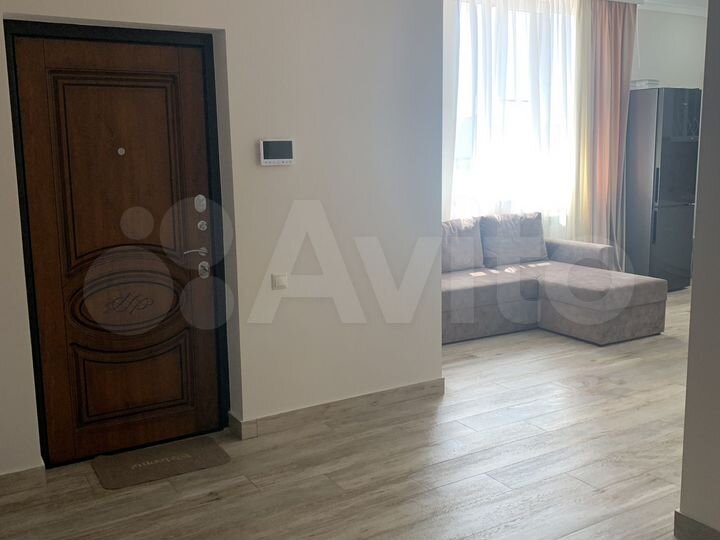 2-к. квартира, 100 м², 2/2 эт.