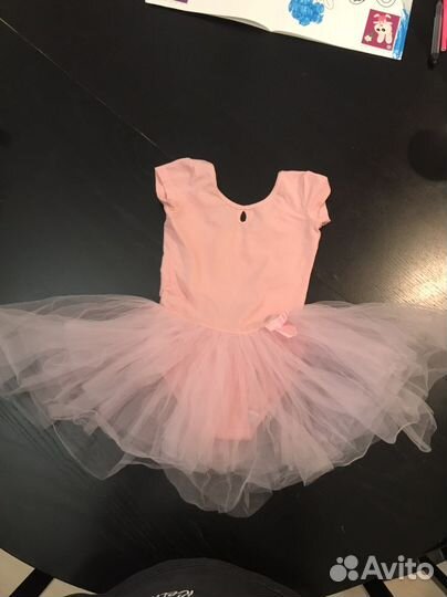 Гимнастический купальник с юбкой