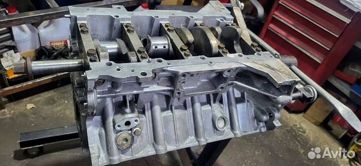 Двигатель VK56 / год гарантии