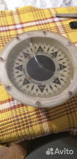 Компас морской военный