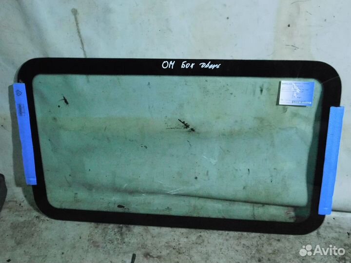 Стекло правой сдвижной двери рено мастер 2