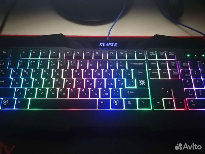 Игровая клавиатура с подсветкой