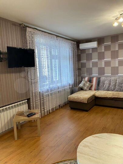 2-к. квартира, 70 м², 10/12 эт.