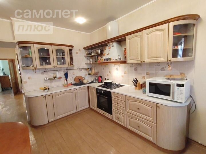 3-к. квартира, 96 м², 2/6 эт.