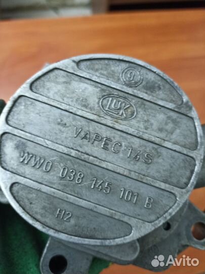 Насос вакуумный vw 038145101b