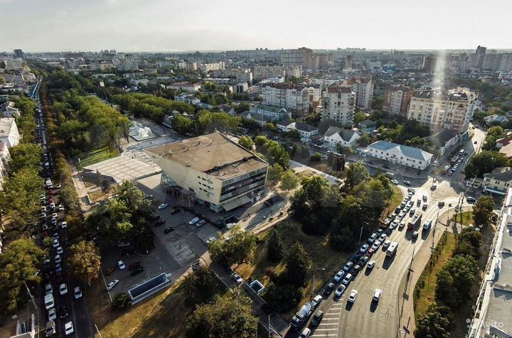 Торговая площадь напротив Авроры, 52.9 м²