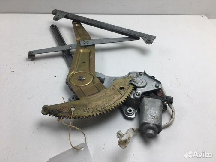 Стеклоподъемный механизм передний левый Toyota