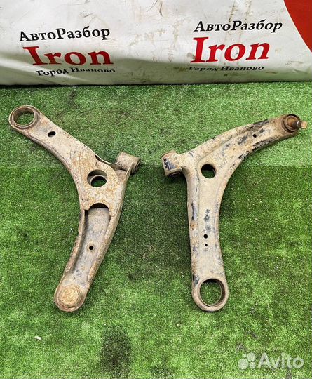 Рычаг передний левый правый Mitsubishi Lancer X 10