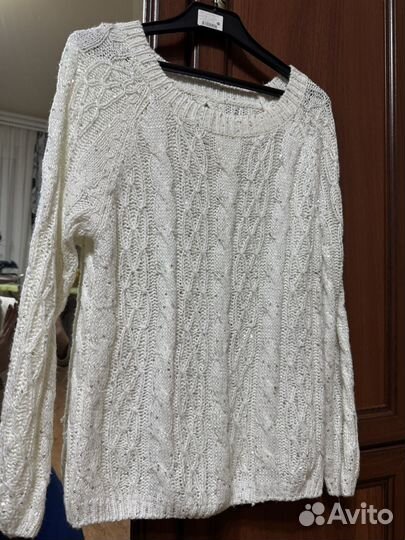 Свитер вязаный 42-46 размер