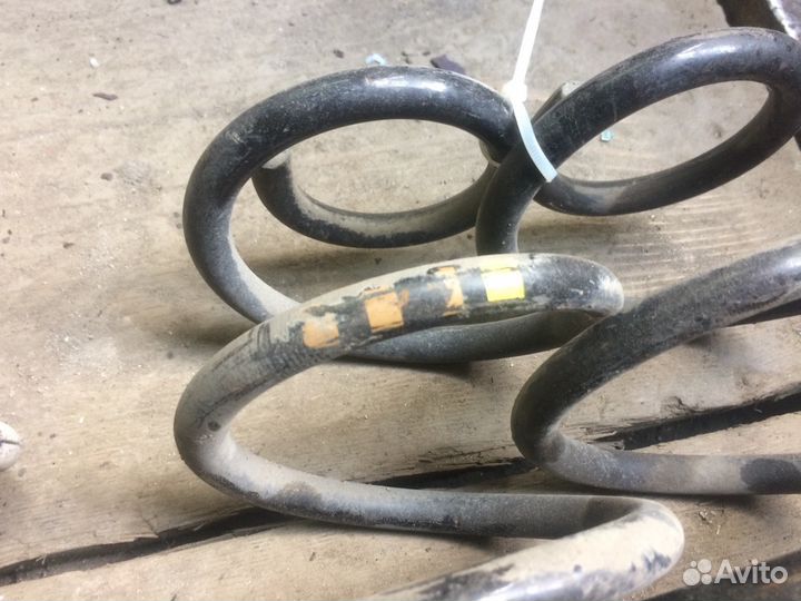 Оригинальные пружины Passat B5, B5+