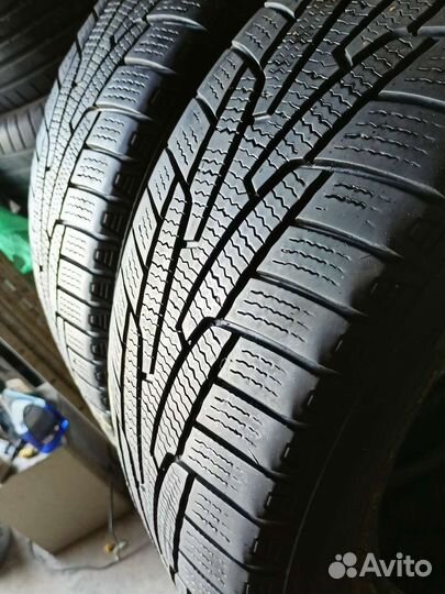 Kumho I'Zen KW31 235/55 R17 99R
