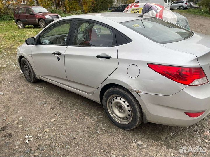 Hyundai Solaris 1.6 AT, 2013, 292 910 км
