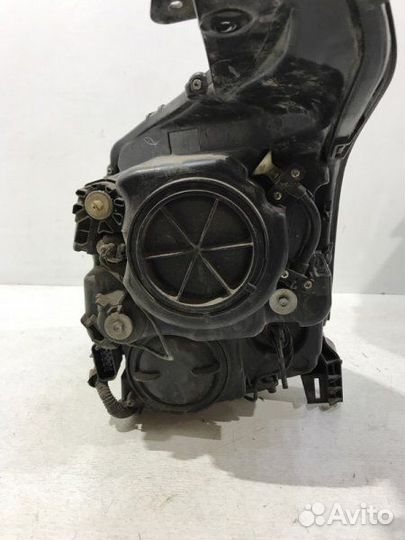 Фара передняя правая Cadillac Srx 2 2010-2016