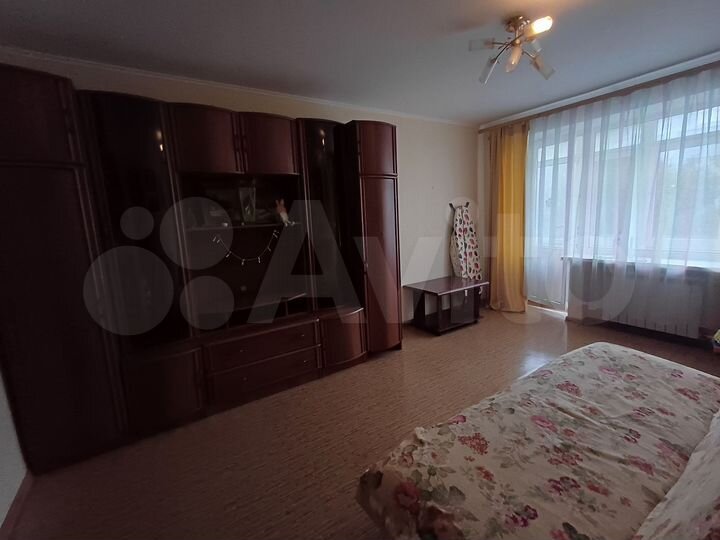 3-к. квартира, 54 м², 3/5 эт.