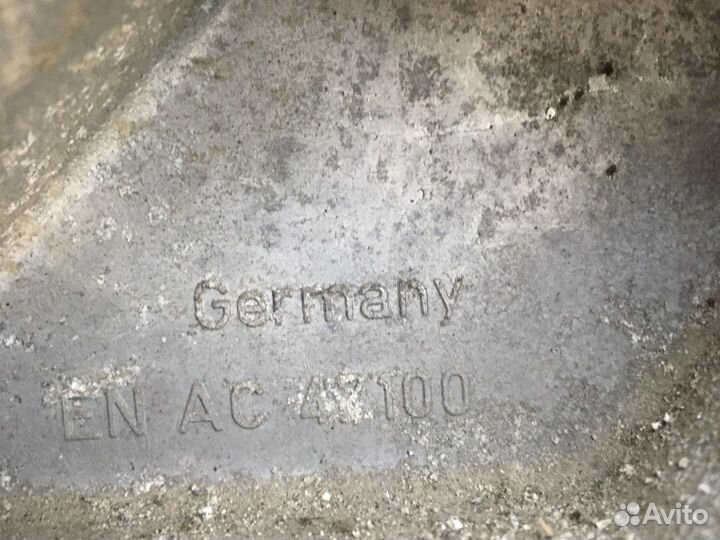 Кронштейн кпп Skoda Octavia A5 (3314)