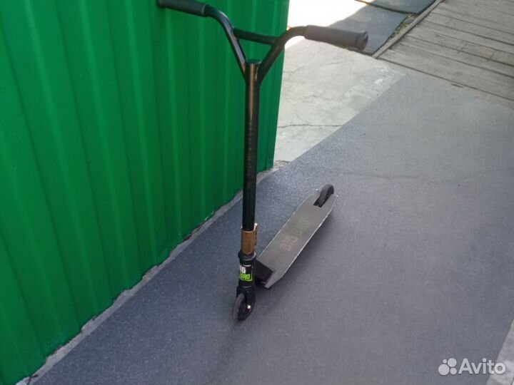 Трюковой самокат Big Bro