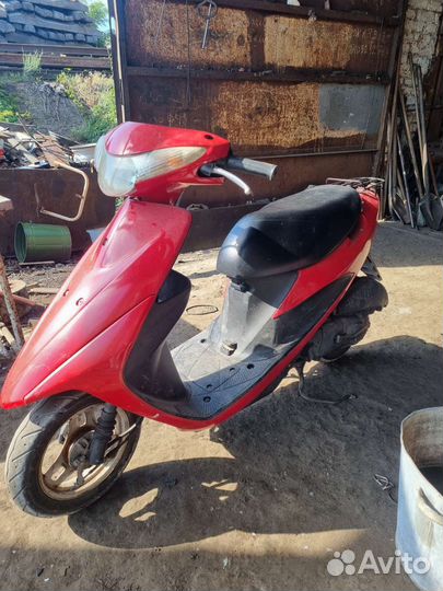 Скутер Suzuki