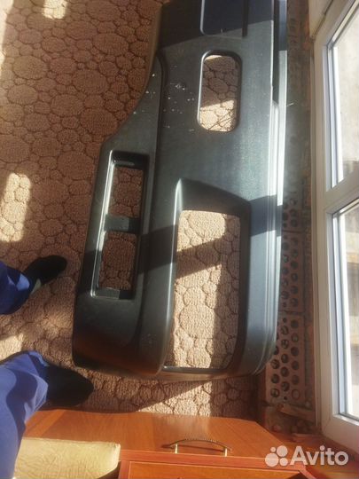 Бампер передний пластиковый на камаз