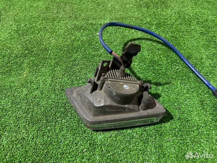 Фара противотуманная левая Mazda 626 GF 1997-2002