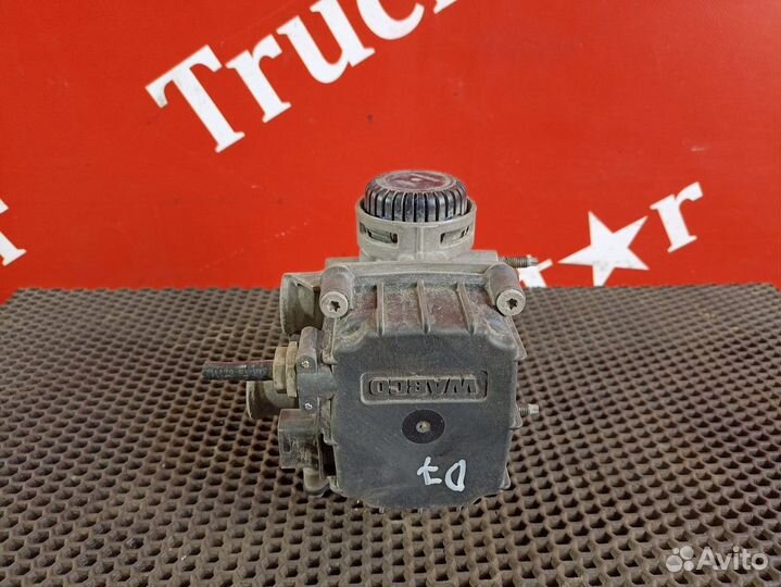 Кран управления тормозами прицепа Daf XF106