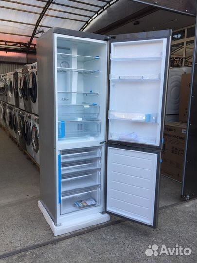 Холодильник Haier C2F636cffd (серебро)