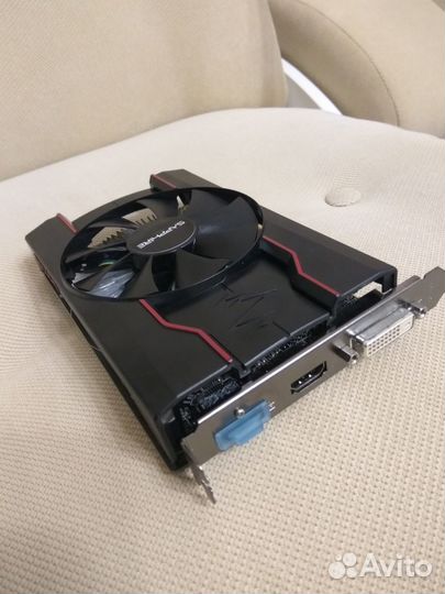 Sapphire pulse RX550 gddr5 2048 Mb 128-bit