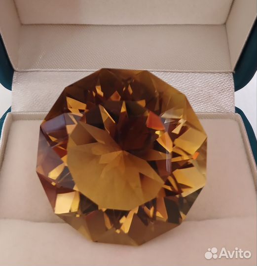 Цитрин 160 карат