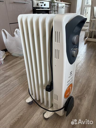 Масляный обогреватель electrolux
