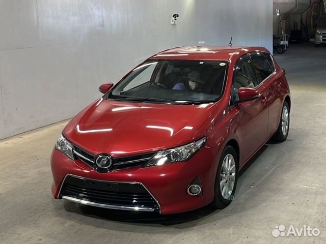 Toyota Auris 1.6 CVT, 2014, 64 000 км